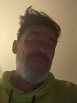 maxximere online show from 11-18-25, 01:54