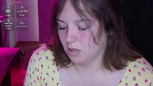 Snapshot of XNirvanaX chatting on 05-16-26, 04:44 XNirvanaX online show from 05-16-26, 04:44