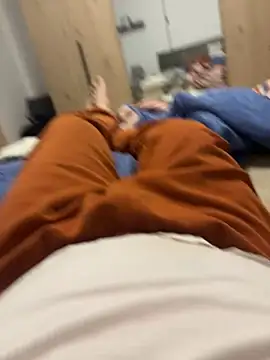 Snapshot of alex21017 chatting on 02-01-25, 12:29 alex21017 online show from 02-01-25, 12:29