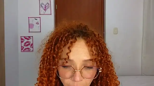 SexyLeilaa online show from 01-09-26, 01:34