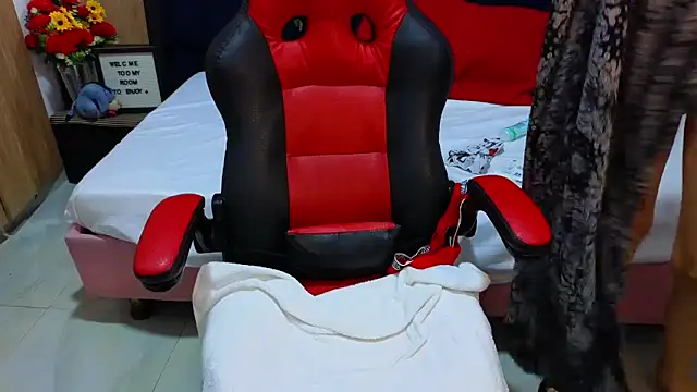 SexyLeilaa online show from 02-20-25, 05:12