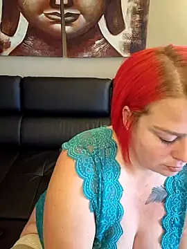 SarahDelSol online show from 02-12-25, 08:38