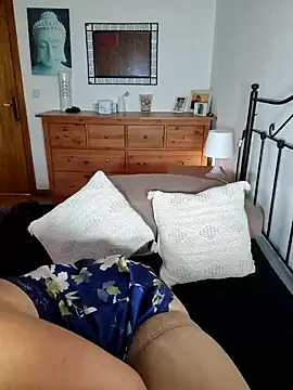 SarahDelSol online show from 04-18-26, 06:27