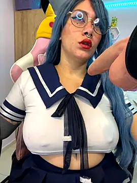 Snapshot of Luna_Paris_ chatting on 10-21-25, 02:05 Luna Paris online show from 10-21-25, 02:05