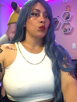 Snapshot of Luna_Paris_ chatting on 01-19-25, 01:10 Luna Paris online show from 01-19-25, 01:10