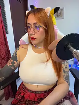 Luna Paris  online show from 06-20-26, 02:49
