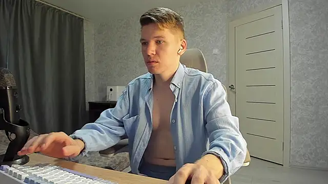 Bananas dick online show from 10-04-25, 05:31