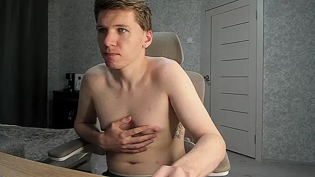 Snapshot of Bananas_dick chatting on 07-02-26, 12:11 Bananas dick online show from 07-02-26, 12:11