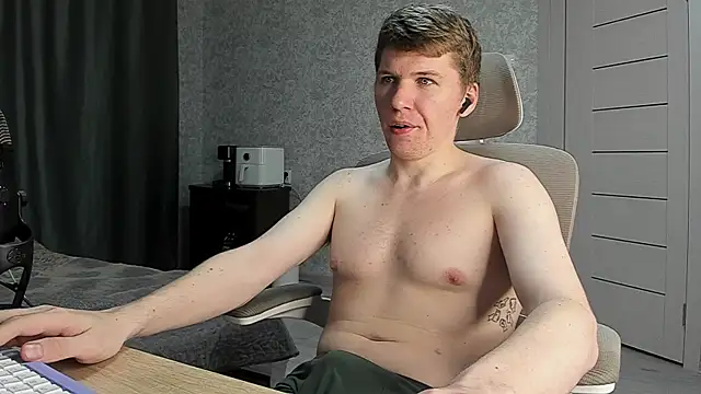Snapshot of Bananas_dick chatting on 06-20-26, 05:40 Bananas dick online show from 06-20-26, 05:40