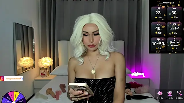 Snapshot of LustfulMonica chatting on 06-06-26, 12:27 LustfulMonica online show from 06-06-26, 12:27