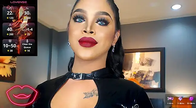 BitchyTYRA online show from 02-27-25, 10:53