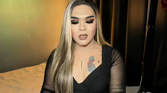 VictoriaEliz online show from 03-15-25, 04:54