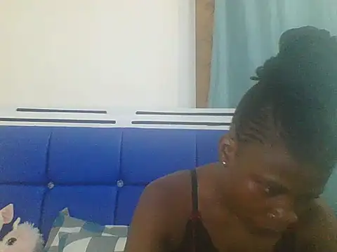 Snapshot of Sweetbaby004 chatting on 09-27-25, 06:41 Sweetbaby004 online show from 09-27-25, 06:41