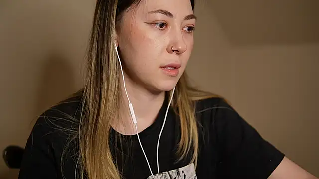 chibi moon  online show from 12-01-24, 08:14