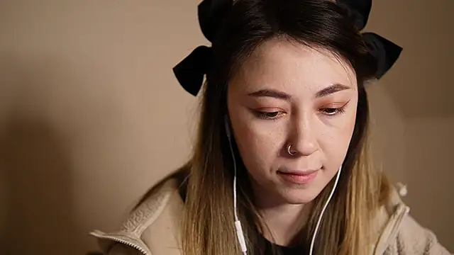 chibi moon  online show from 12-11-24, 08:07