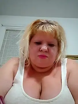 Snapshot of JemJensen30 chatting on 07-14-26, 02:49 JemJensen30 online show from 07-14-26, 02:49