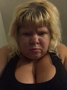 Snapshot of JemJensen30 chatting on 10-10-25, 06:25 JemJensen30 online show from 10-10-25, 06:25