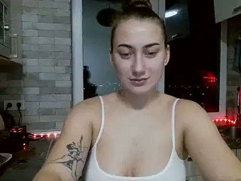 Snapshot of Natalia_Daysie chatting on 01-01-25, 08:47 Natalia Daysie online show from 01-01-25, 08:47