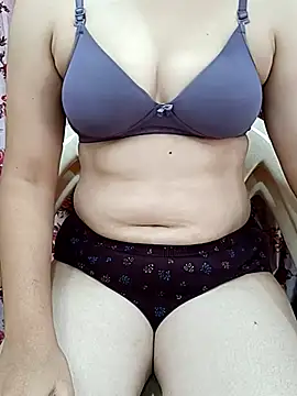 Snapshot of couple__telugu chatting on 11-13-25, 09:46 couple telugu online show from 11-13-25, 09:46