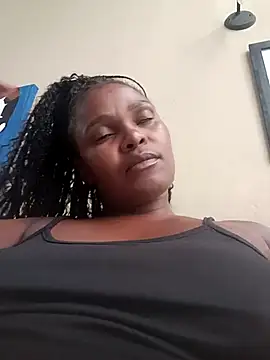 Snapshot of SweetAppleCandyxx chatting on 03-01-25, 04:00 SweetAppleCandyxx online show from 03-01-25, 04:00