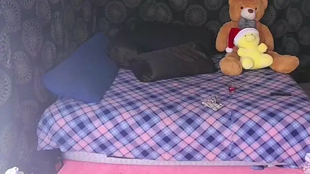 LunaRai online show from 10-29-25, 01:15