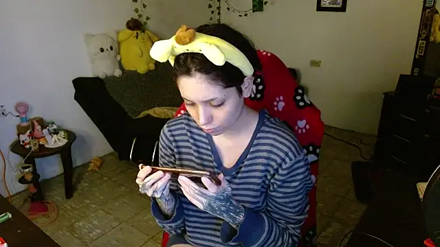 MaryJannes online show from 04-22-26, 07:26