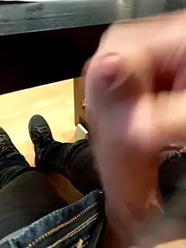 Alex 7422 online show from 04-02-26, 02:02