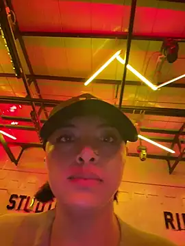 alexademie1 online show from 02-12-25, 03:49