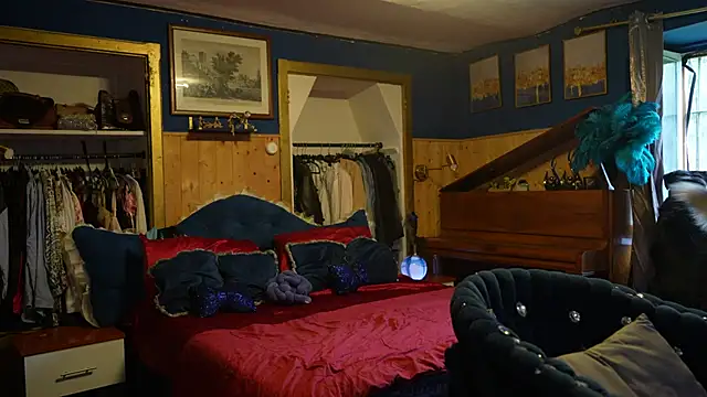 Snapshot of VanessaDoyle chatting on 07-26-26, 11:50 VanessaDoyle online show from 07-26-26, 11:50