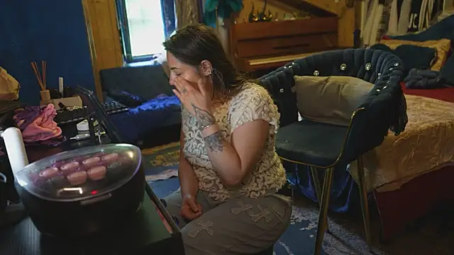 VanessaDoyle online show from 06-03-26, 09:32
