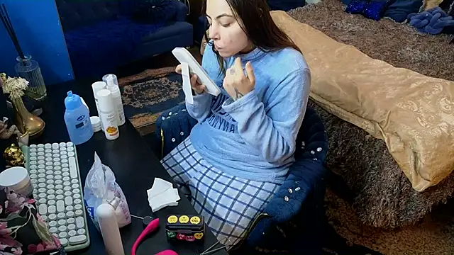 VanessaDoyle online show from 12-16-25, 02:27