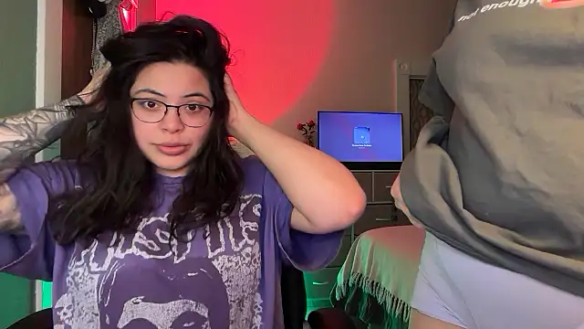 drizzypeach602 online show from 04-08-26, 06:04