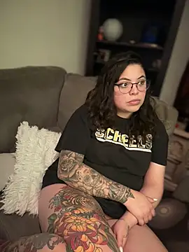 drizzypeach602 online show from 04-03-26, 05:14