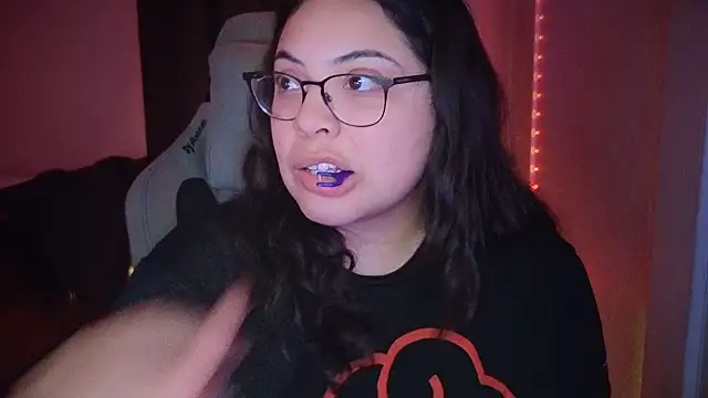 drizzypeach602 online show from 10-31-25, 06:10