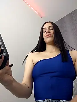 Snapshot of Amira_Milker chatting on 03-18-25, 01:44 Amira Milker online show from 03-18-25, 01:44