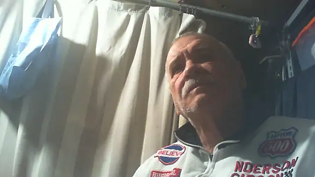 Snapshot of nonnomaturobisex chatting on 11-07-25, 07:57 nonnomaturobisex online show from 11-07-25, 07:57