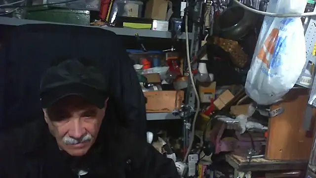 Snapshot of nonnomaturobisex chatting on 11-15-25, 11:03 nonnomaturobisex online show from 11-15-25, 11:03