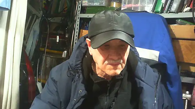 Snapshot of nonnomaturobisex chatting on 12-19-25, 08:17 nonnomaturobisex online show from 12-19-25, 08:17