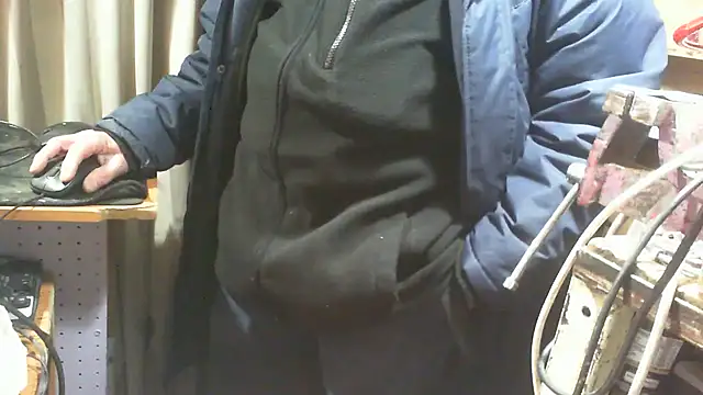 Snapshot of nonnomaturobisex chatting on 11-29-25, 08:36 nonnomaturobisex online show from 11-29-25, 08:36