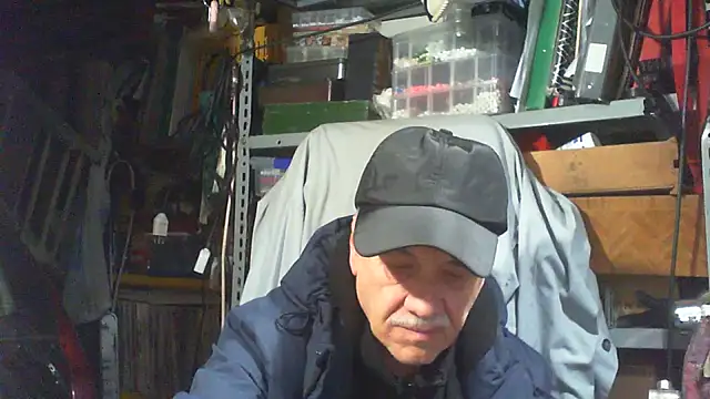 Snapshot of nonnomaturobisex chatting on 12-16-25, 08:18 nonnomaturobisex online show from 12-16-25, 08:18