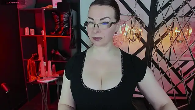 MrsIngrid online show from 03-25-26, 07:19