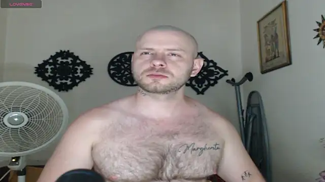Snapshot of TONY_WHITE_7 chatting on 05-22-26, 01:25 TONY WHITE 7 online show from 05-22-26, 01:25