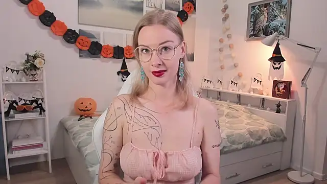 MissRightX online show from 10-24-25, 07:29