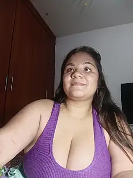 Snapshot of Van3orgasm4me chatting on 10-16-25, 01:52 Van3orgasm4me online show from 10-16-25, 01:52