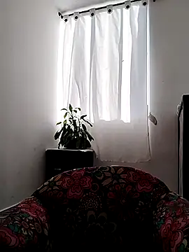 Snapshot of Van3orgasm4me chatting on 01-19-25, 01:33 Van3orgasm4me online show from 01-19-25, 01:33