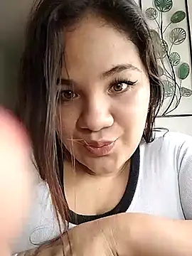 Snapshot of Van3orgasm4me chatting on 03-20-25, 07:46 Van3orgasm4me online show from 03-20-25, 07:46