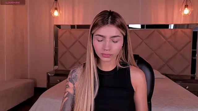 LexieWayne online show from 07-13-26, 05:01