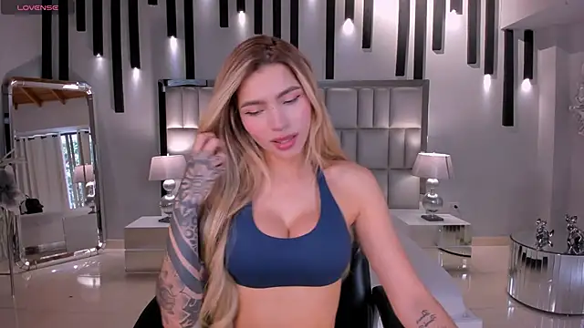LexieWayne online show from 06-30-26, 06:19