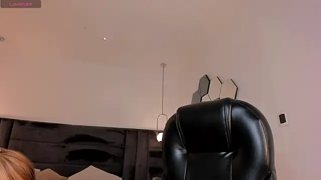 LexieWayne online show from 06-09-26, 06:42
