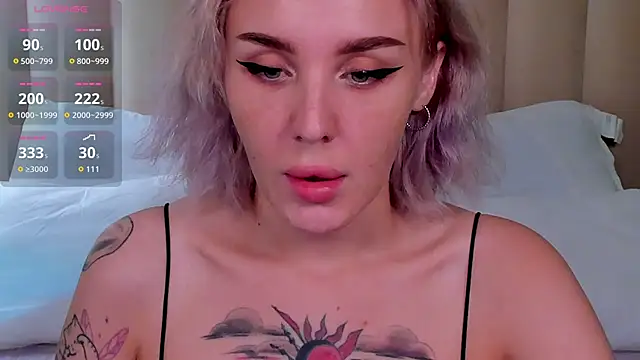 Snapshot of LianaFord chatting on 10-01-25, 09:29 LianaFord online show from 10-01-25, 09:29